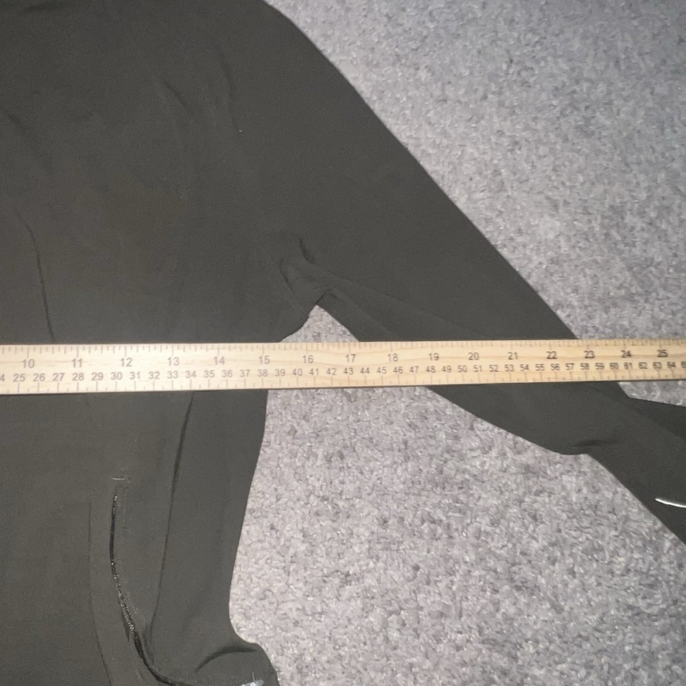 lululemon Gait Keeper Jacket in Dark Olive Women's 8 - Picture 5 of 5